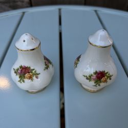 Royal Albert Old Country Roses Salt & Pepper Shakers