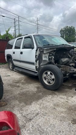 2002 Chevy suburban parts