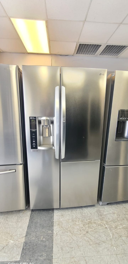 LG Side‑by‑Side Fridge – Stainless, Ice/Water Dispenser