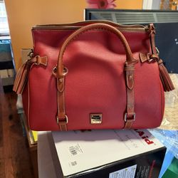 Dooney And Bourke Bag
