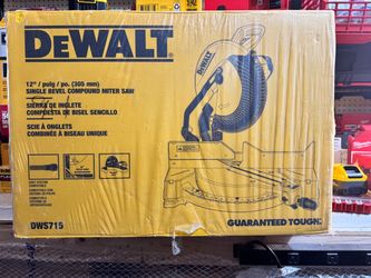 DeWalt DWS715 12" Single Bevel Compound Miter Saw