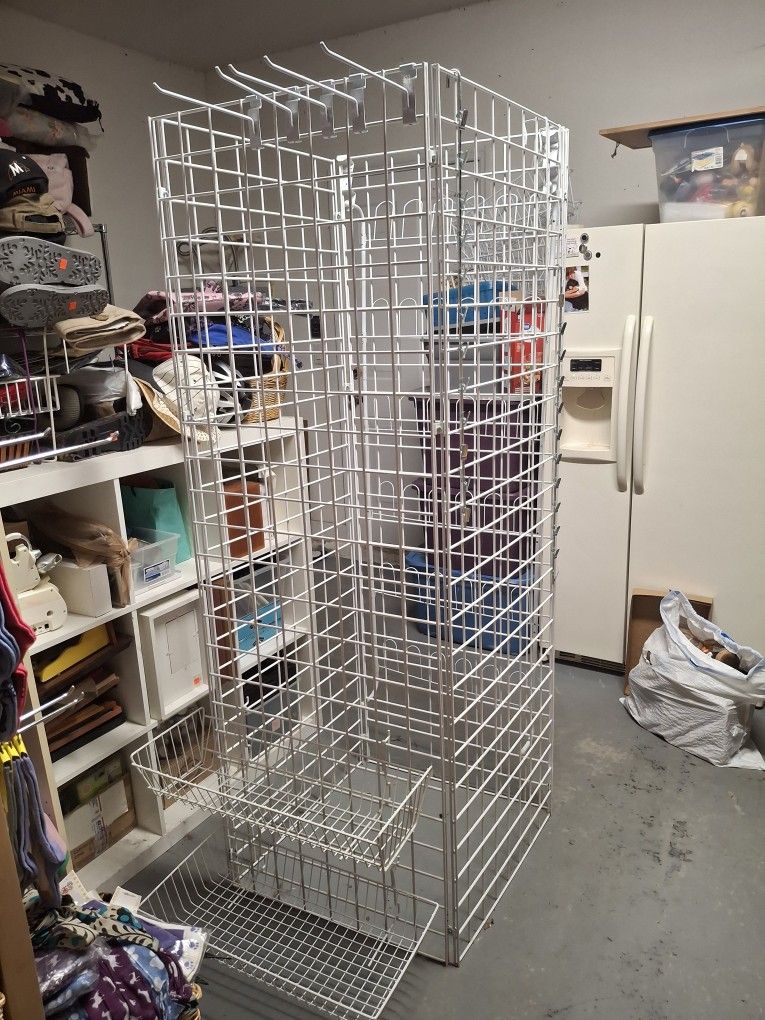 Gridwall 4 Sided Square Display Merchandiser Retail Apparel with baskets and hooks