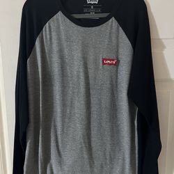 Men’s Levi’s long sleeve shirt size XL