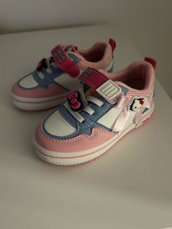Hello kitty shoes