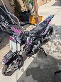 SYXmoto Dirt Bike Pink and Black