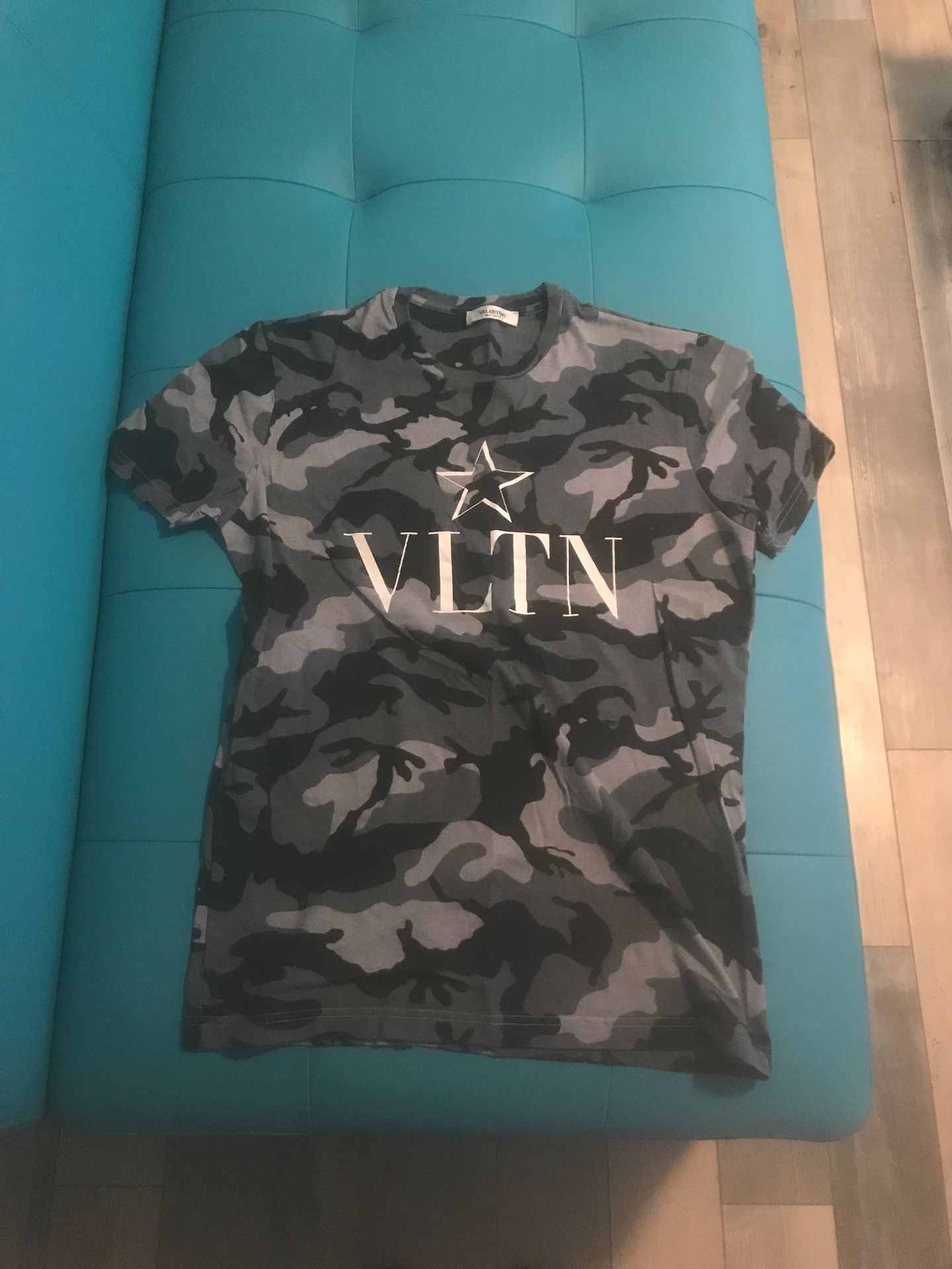 Valentino Camo shirt size M