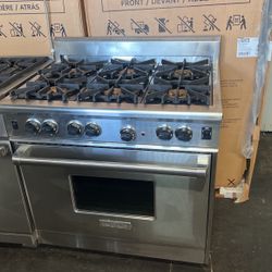 Wolf 36”Wide All Gas Range Stove In Stainless Steel 6Burners 