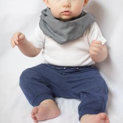 Boys Or Girls Infant Toddler Gray Infinity Scarf 🧣 Bib
