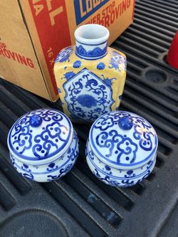 Decorative bowls and vase