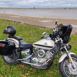 Yamaha Vstar 1100