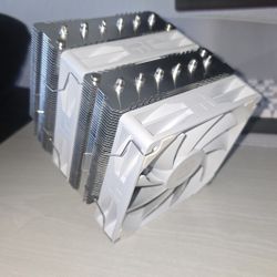 White Peerless Assassin CPU Cooler