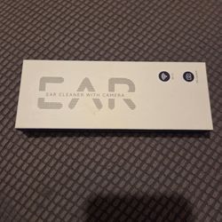 Ear cleaner with a camera