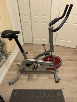 Sunny Health & Fitness Upright Exercise Bike