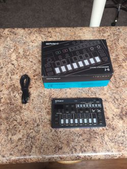Roland J-6 Chord Synthesizer