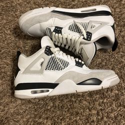 Jordan 4 Military Black Size 11