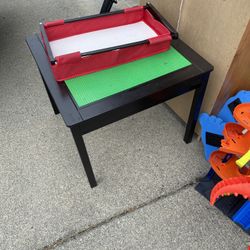 Lego Table