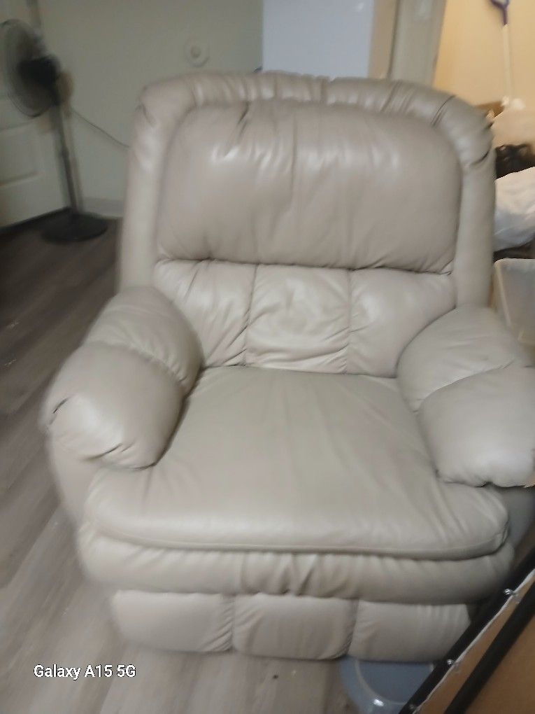 Recliner