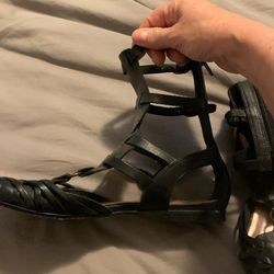 Ladies Shoes..Designer Black Leather Gladiator Sandal With Back Zipper By Brazilian Brand Bronx Size 36 European Size And 6 American Size 