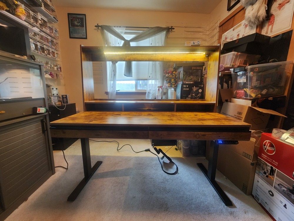 Adjustable Height Office Desk