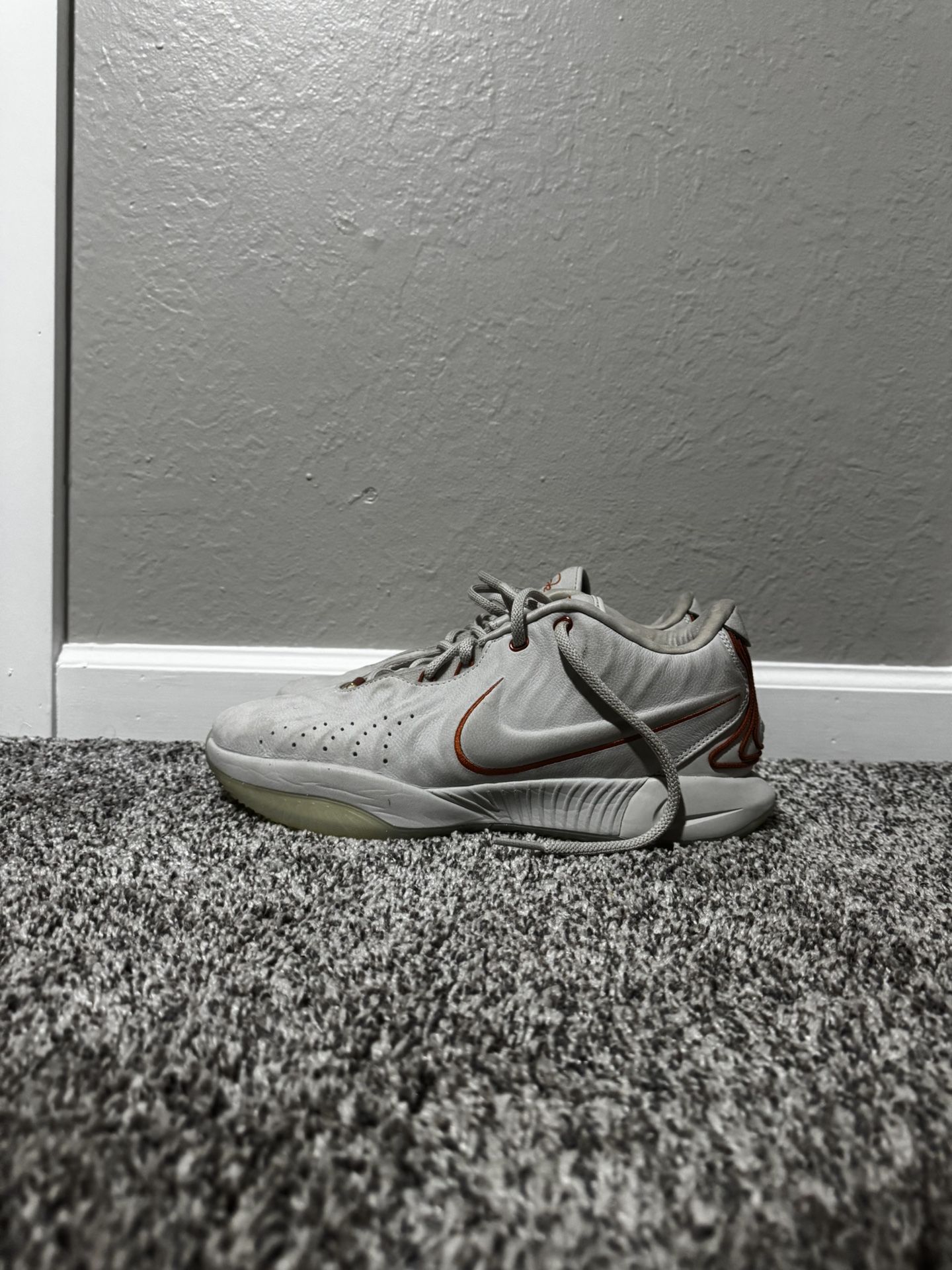 Nike Basketball Shoes Size 11 1/2