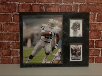 raiders darren mcfadden cards and picture with frame (2E)