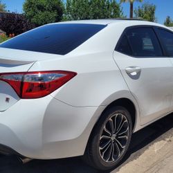 2015 Toyota  Corolla  S