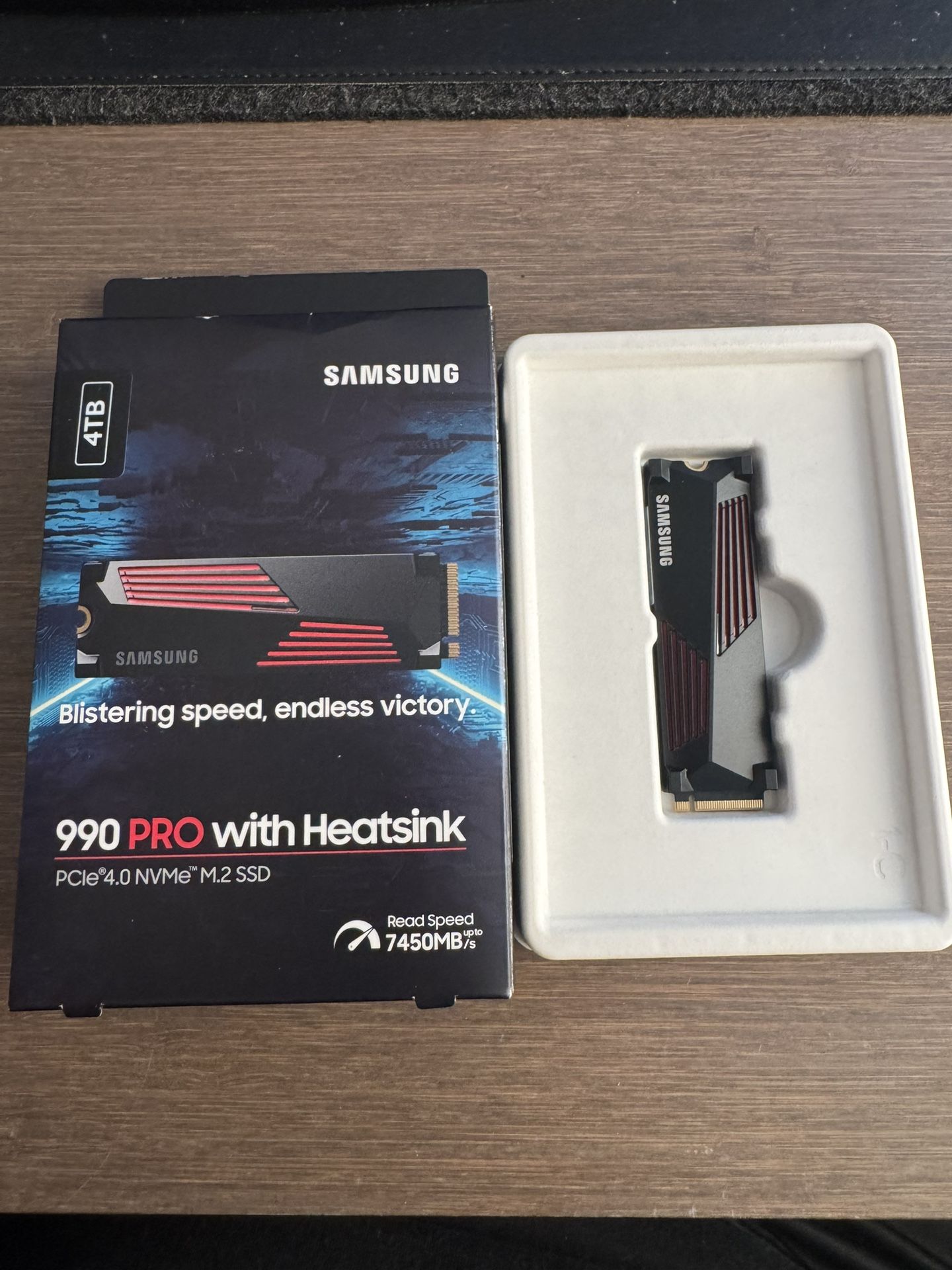 Samsung 990 Pro 4 TB w/ Heatsink
