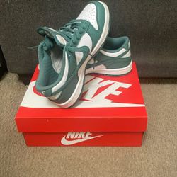 Nike Green Dunks 