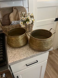 Set of gold metal planters $20