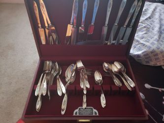 Community flatware