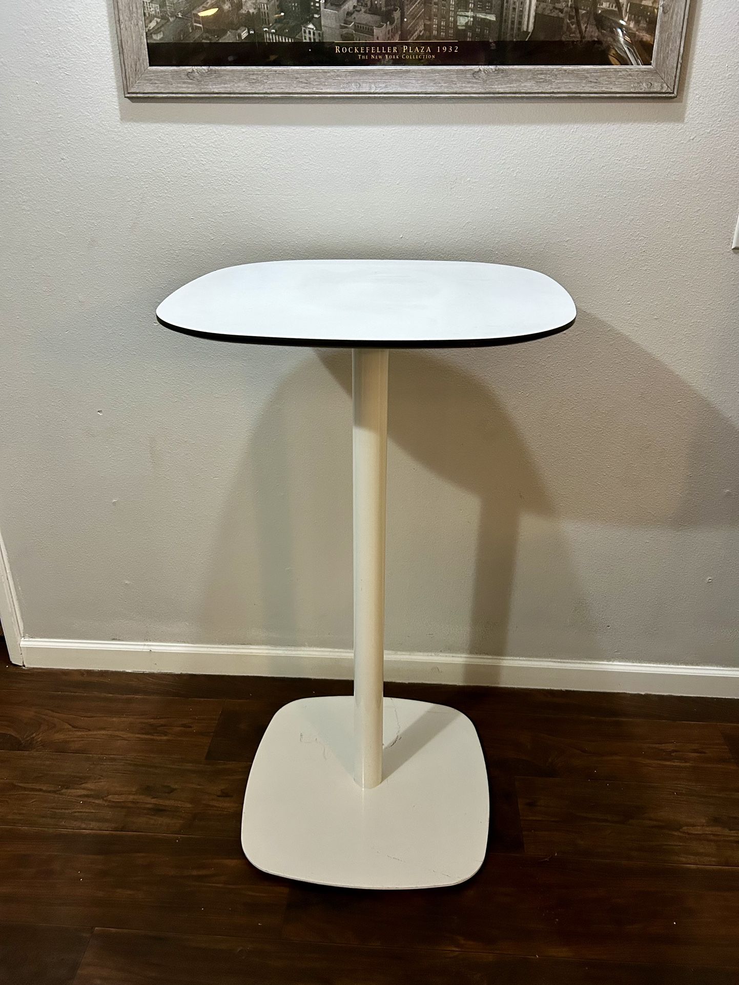 Tall pub table