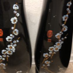 Beautiful pair, oriental lacquer vases with mother of pearl