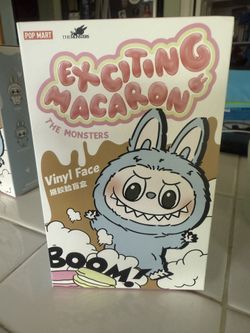 Authentic Macaron Labubu - Soymilk