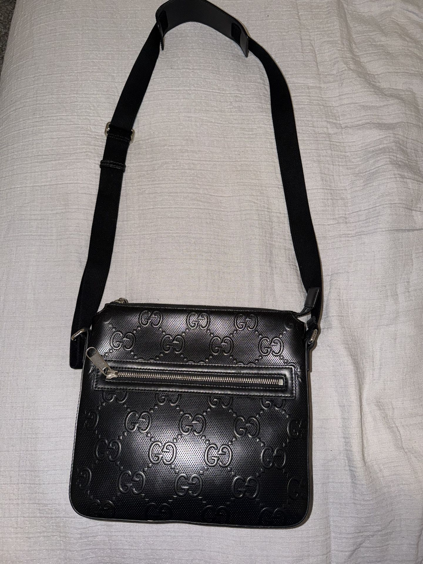 “Jumbo G” Gucci Cross Bag