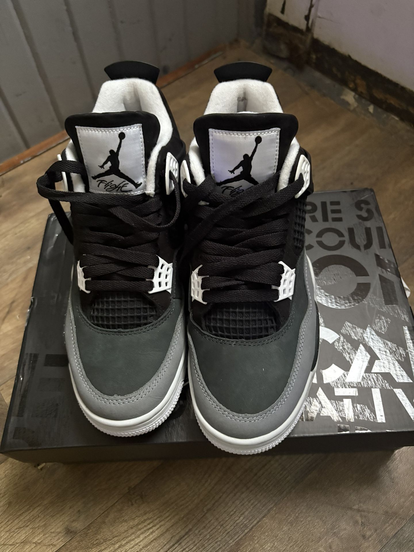 Jordan 4 Retro Fear