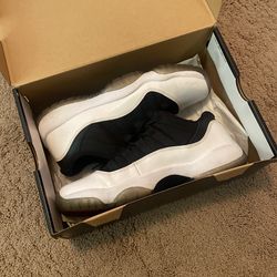 Jordan 11 Low