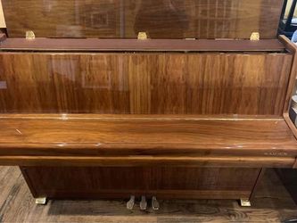 Samick Upright Piano | Gorgeous Polished Walnut Finish