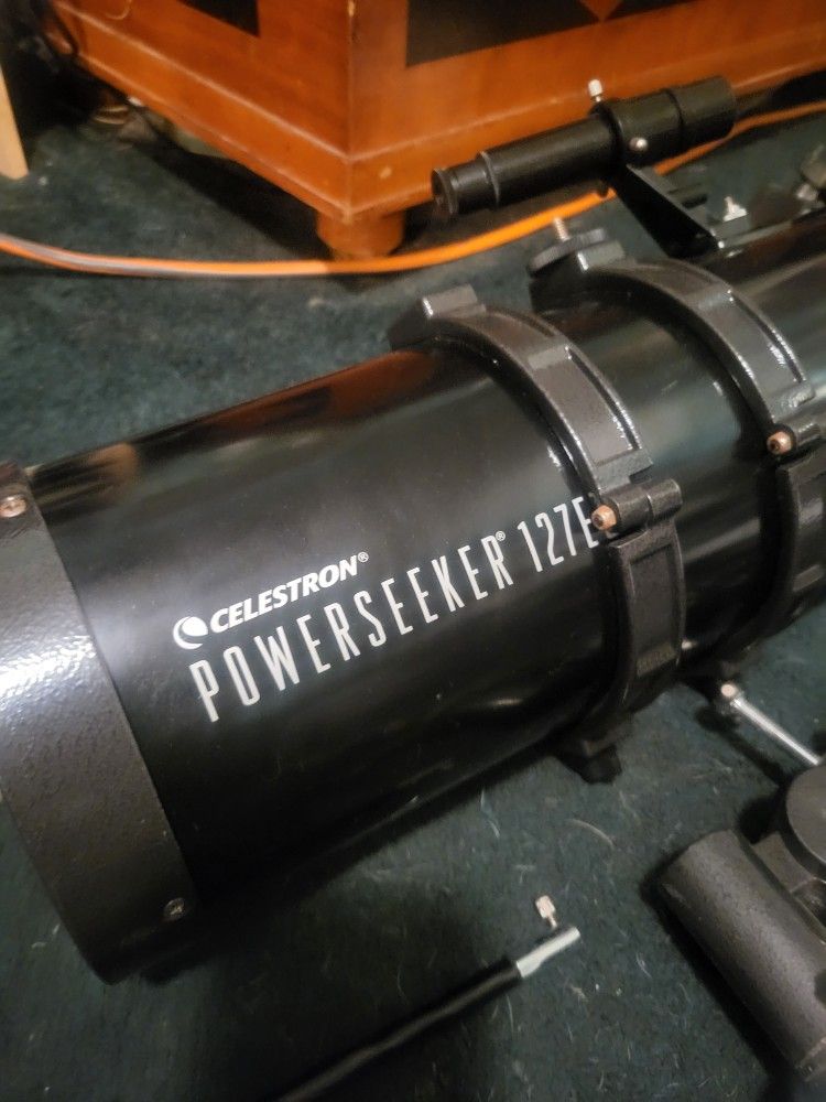 Celestron Power Serker 127EQ