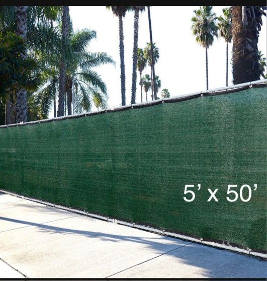 5'×50' (Green Color) Privacy Fence Screen for Sale in Moreno Valley, CA