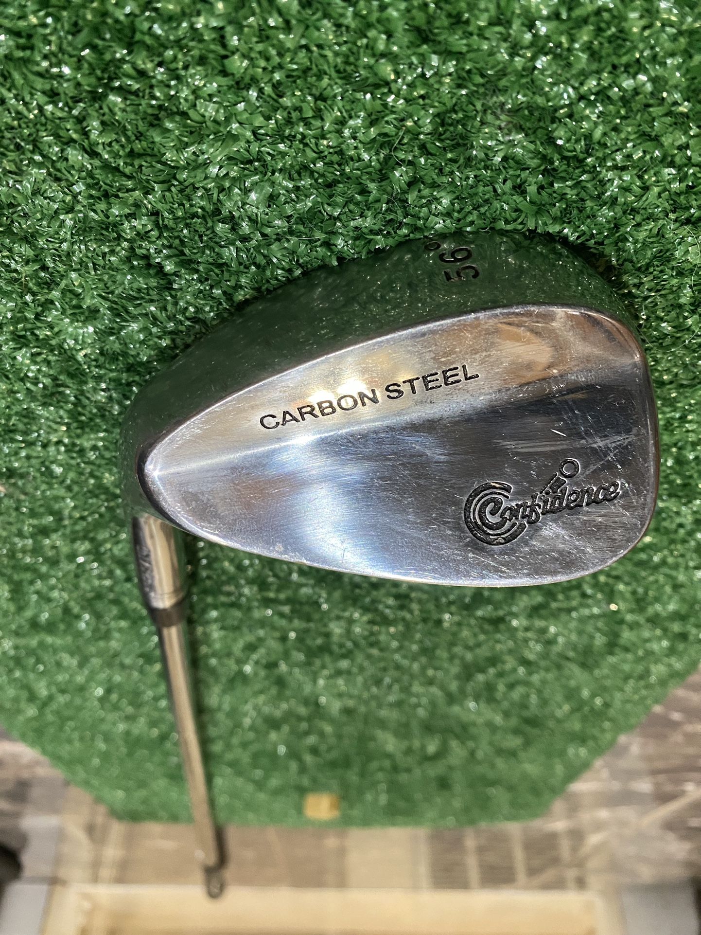 Left Handed Confidence Carbon Steel 56 Degree Golf Club Wedge