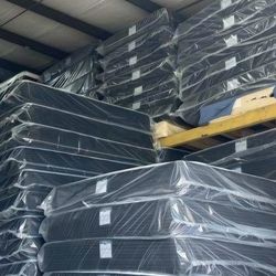 💙💙💙QUEEN SIZE LUXURY ORTHOPEDIC MATTRESS SET BLOWOUT SALE 💙💙💙