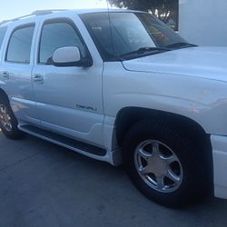 2002 GMC Yukon