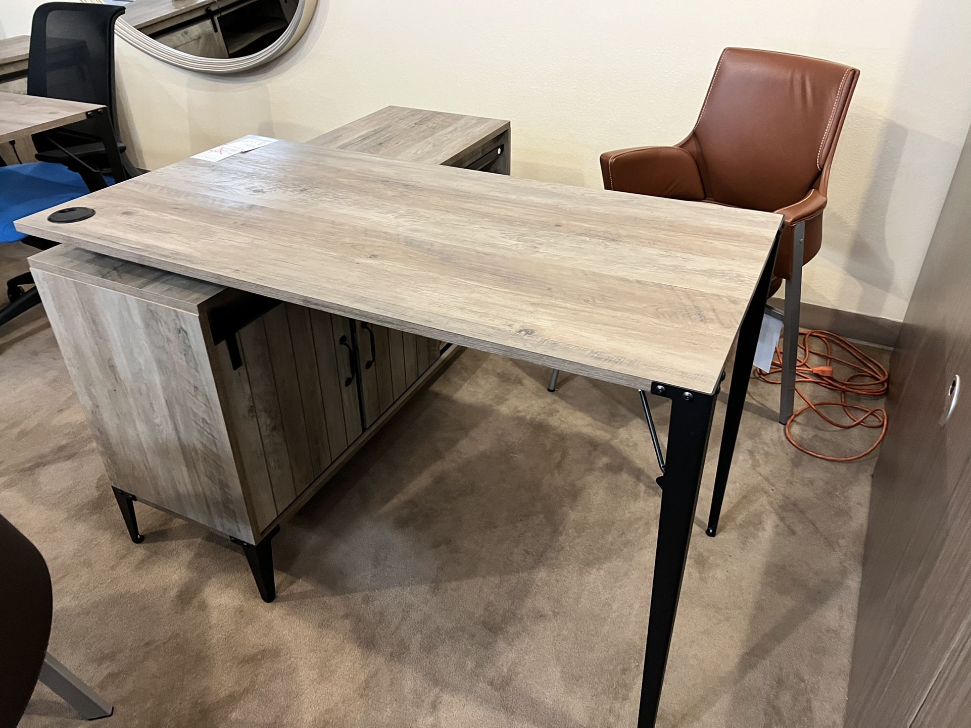 Office Chair w/shelf Cabinet