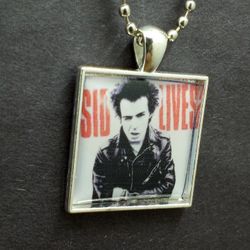 Sid Vicious SID LIVES Punk Rock Pendant Necklace 