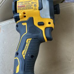 Dewalt DCF850B Atomic 20V MAX Brushless 1/4 in. Cordless Impact Driver (DCF850B)