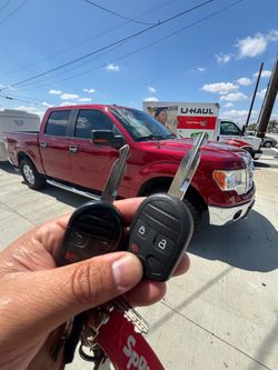 Llaves de autos/ car keys