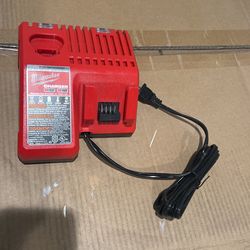 Milwaukee M18 & M12 Charger 