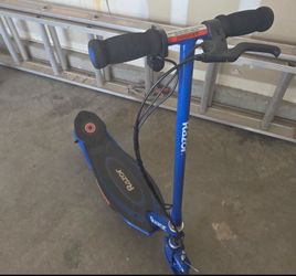 E scooter