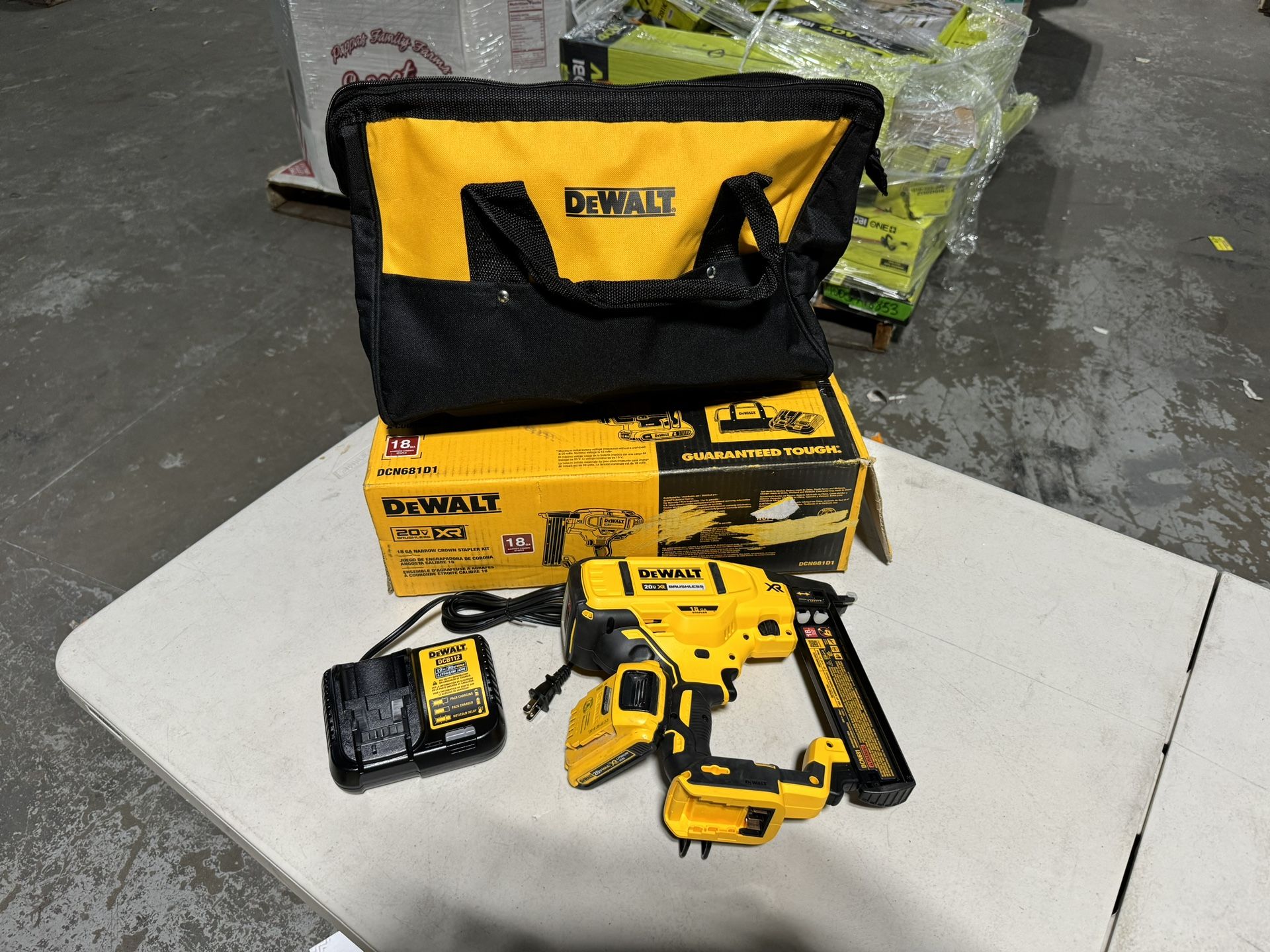 DEWALT 20V MAX XR Lithium lon Cordless 18 Gauge Narrow Crown Stapler Kit with 2.0Ah Battery Charger