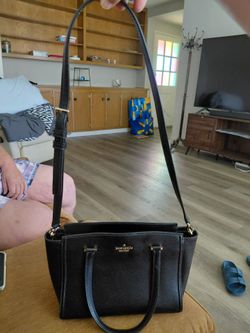 Nice clean Kate spade purse